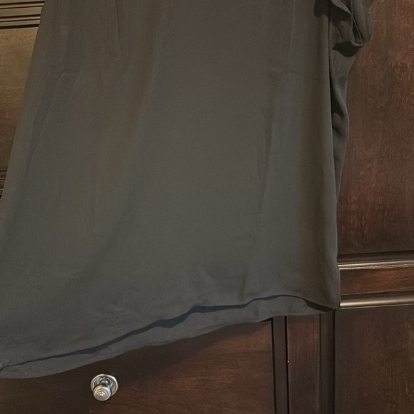 Stitch Fix Top- LesSerein - Picture 8 of 8